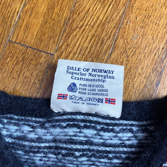 Dale of Norway #472 Wool Sweater Cardigan SZ Medium - Picture 4 of 7